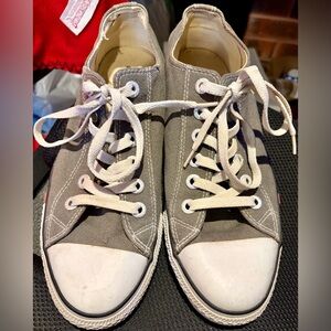 Good condition Levi Strauss canvas shoes